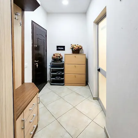 We 2br In Center Apartman Tirana